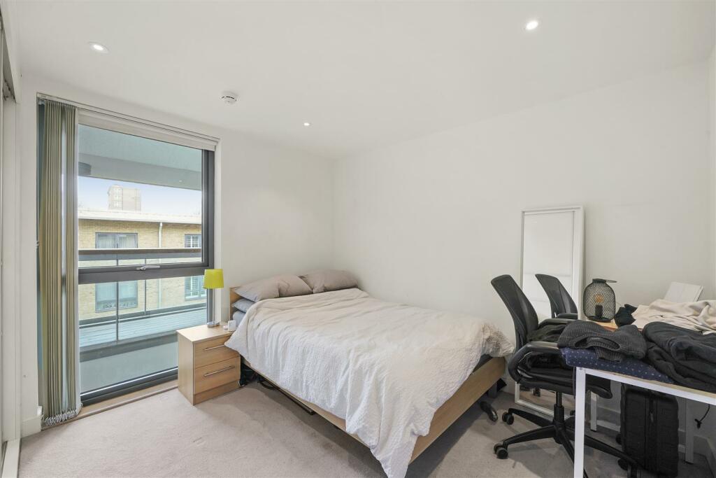 Flat 8, 11 Canalside Square - rtfWZHSEjynDwEh4LTsQ