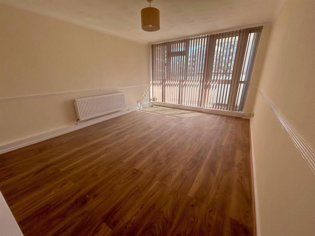 lounge.jpg