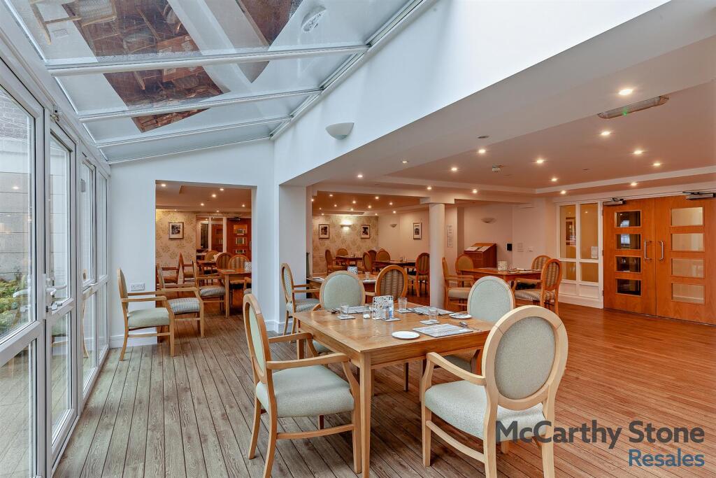 8651489-interior02-800.jpg