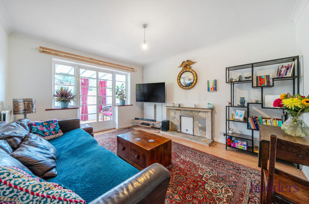 83778fd7-0e3e-483...