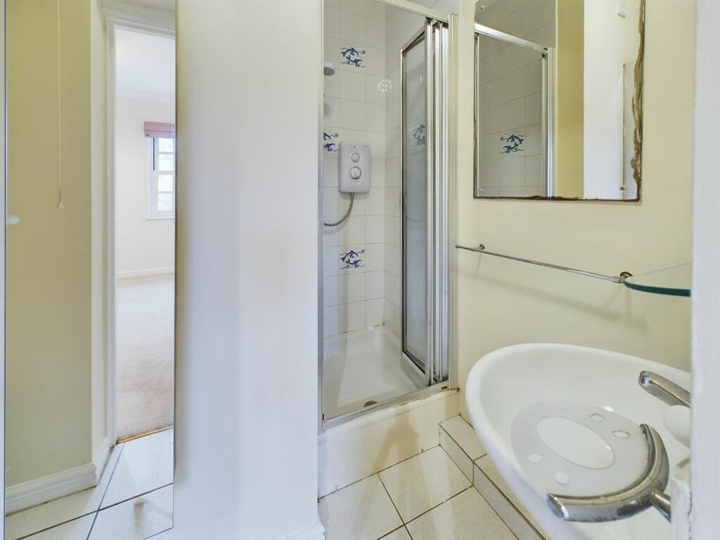 En-suite shower room
