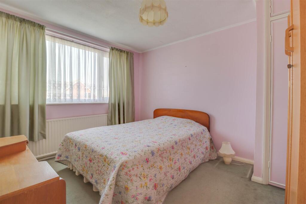 108 LONDON ROAD-5.jpg