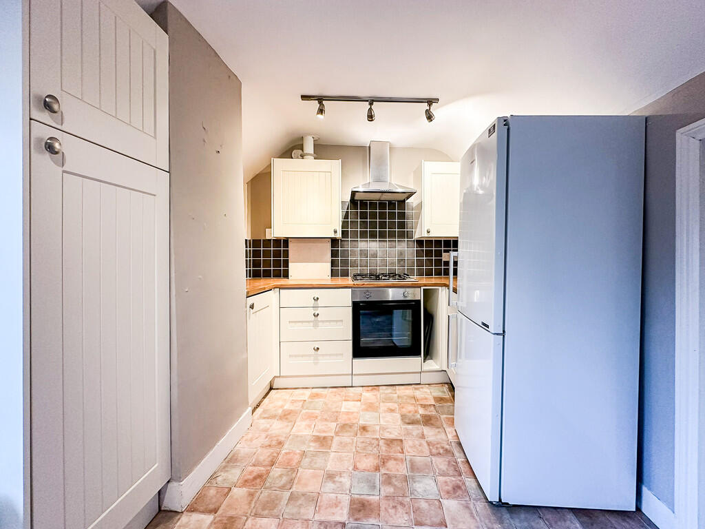 Kitchen (2)