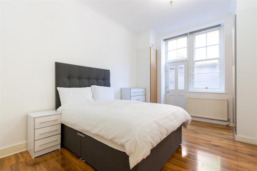 Bedroom 1.jpg