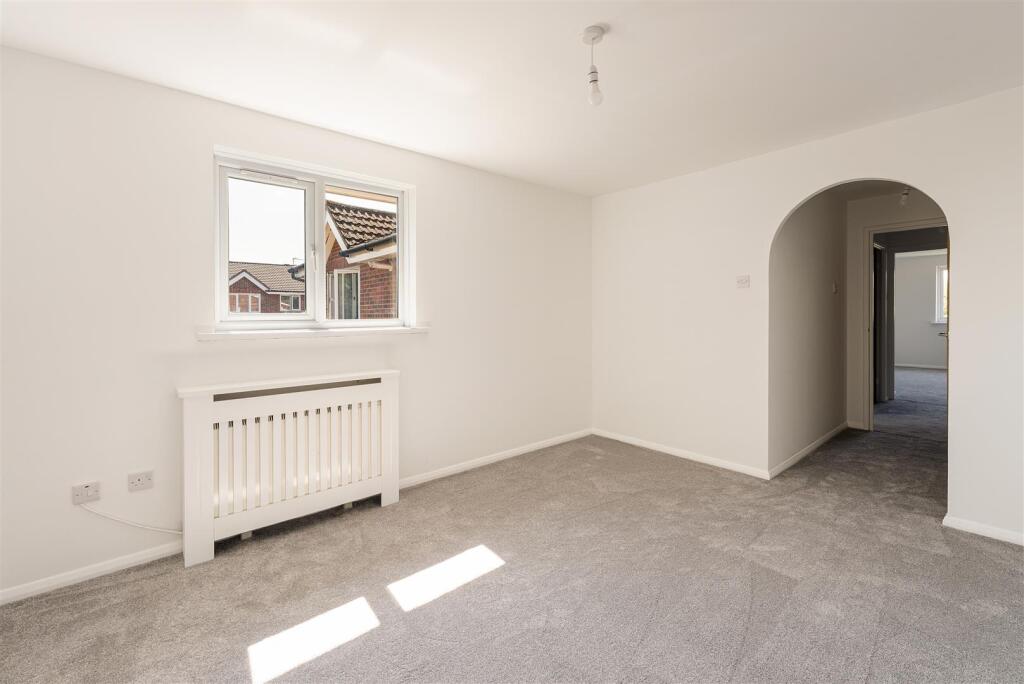 Green Pond Close, E17