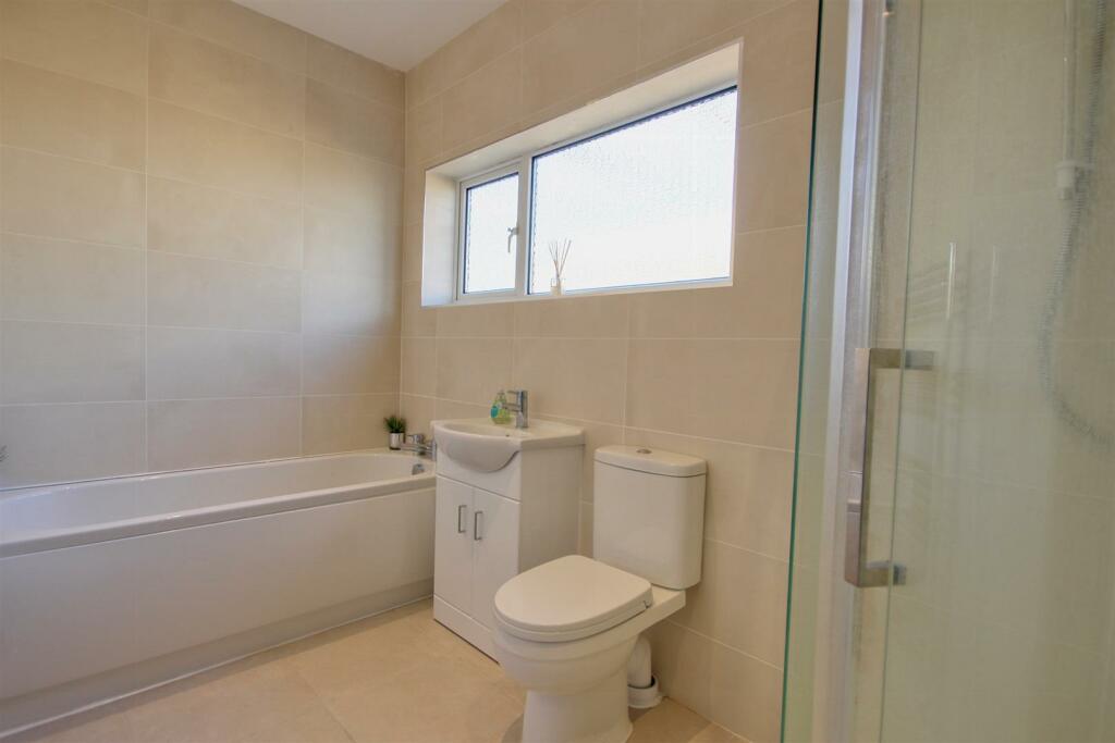 Four piece Bathroom