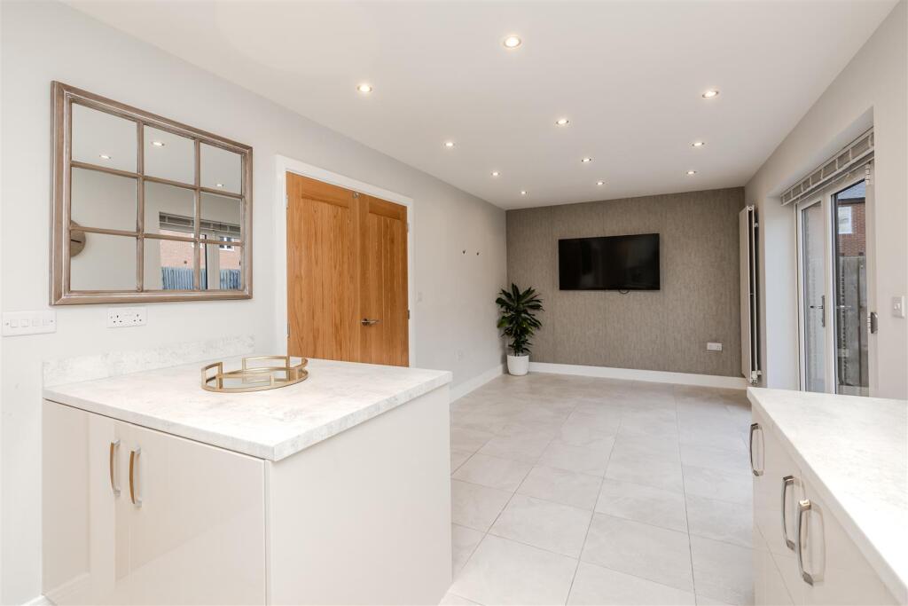 Kitchen/Dining/Sitting