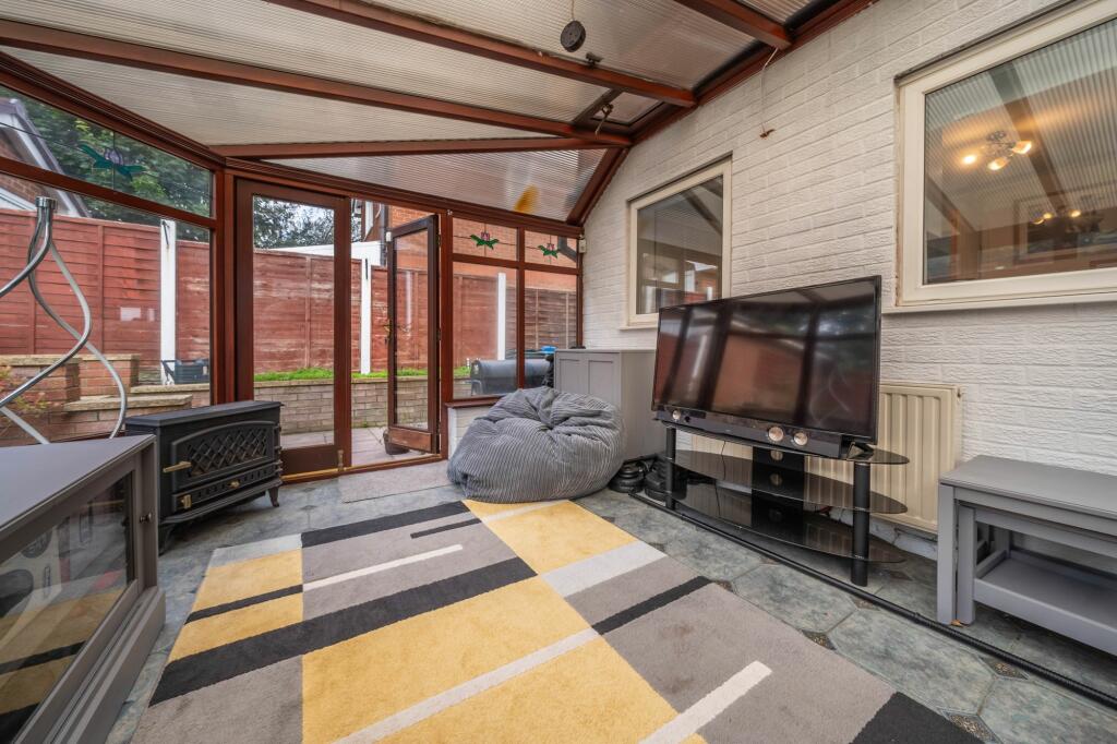 SUN ROOM