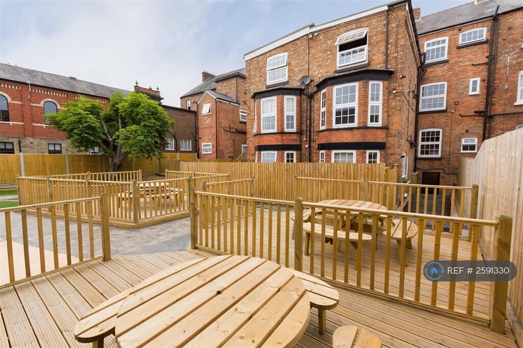 External Communal Garden Area