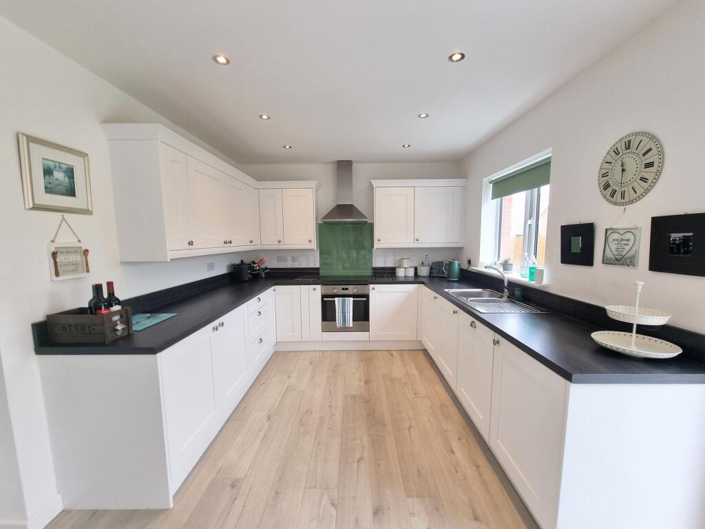 Kitchen/Diner/Family Room