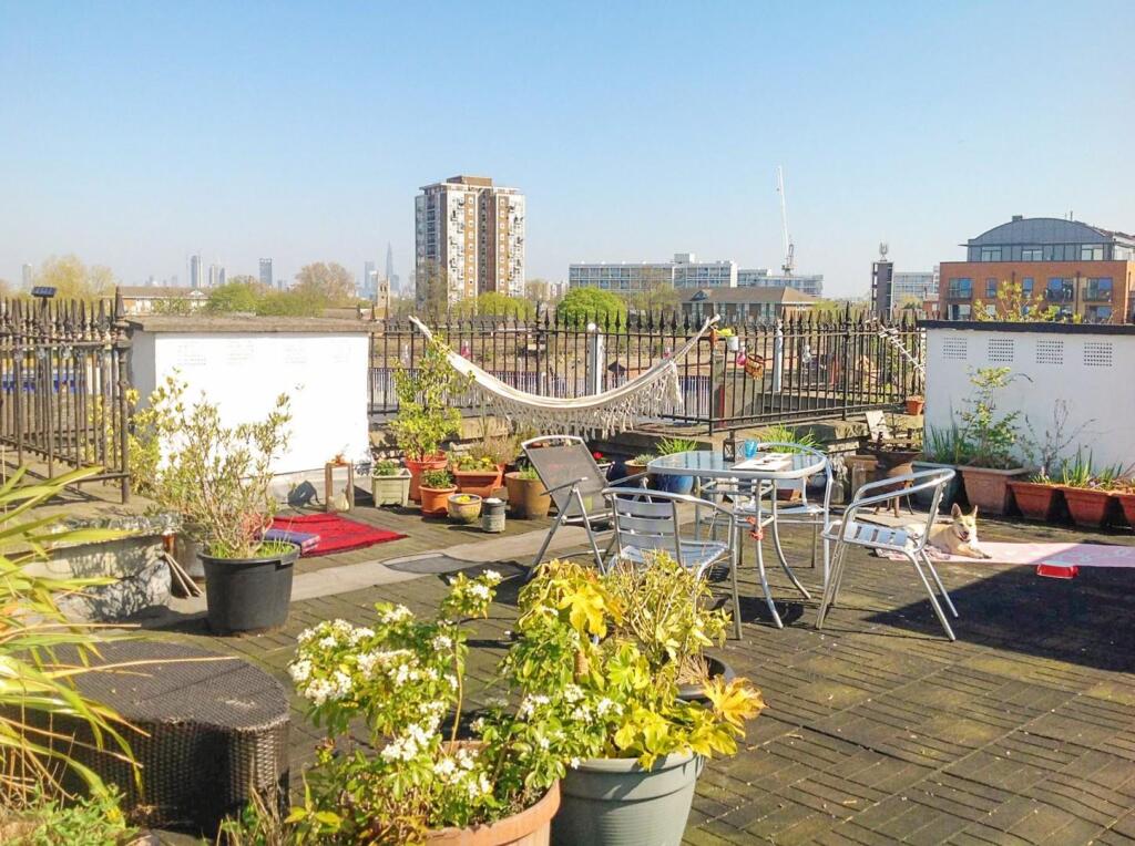 Roof Terrace (5).jpg