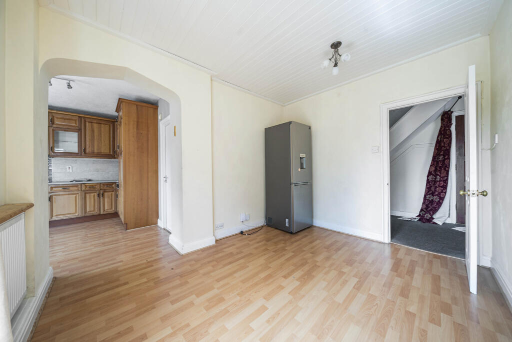 1310700-11-684c37...