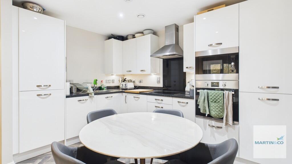 CAM03663G0-PR0210...