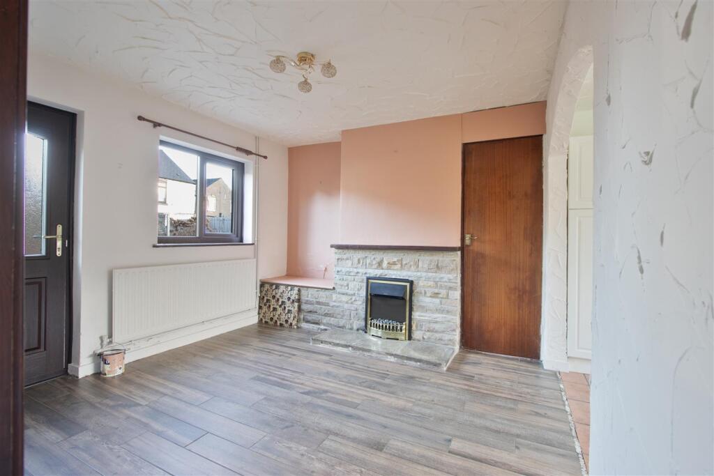 Dining/Sitting Room
