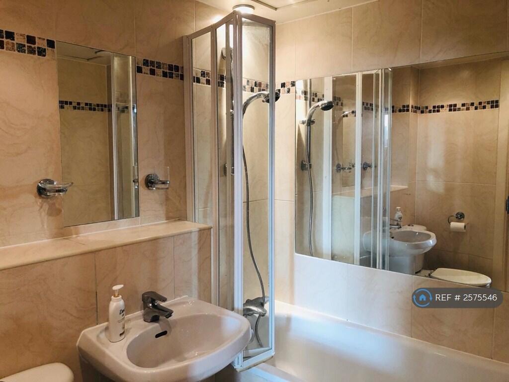 2nd Bathroom