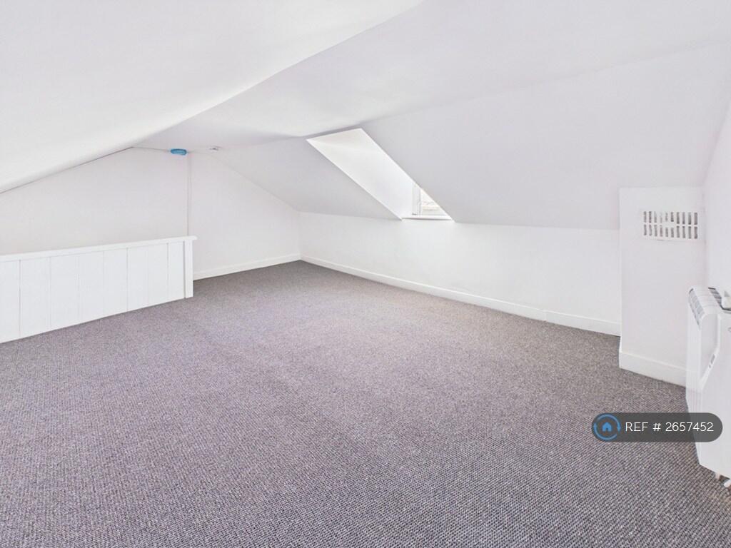 Top Floor - Bedroom 2