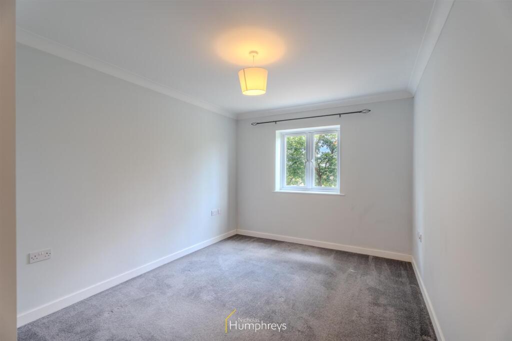 Cambridge Court-09.jpg