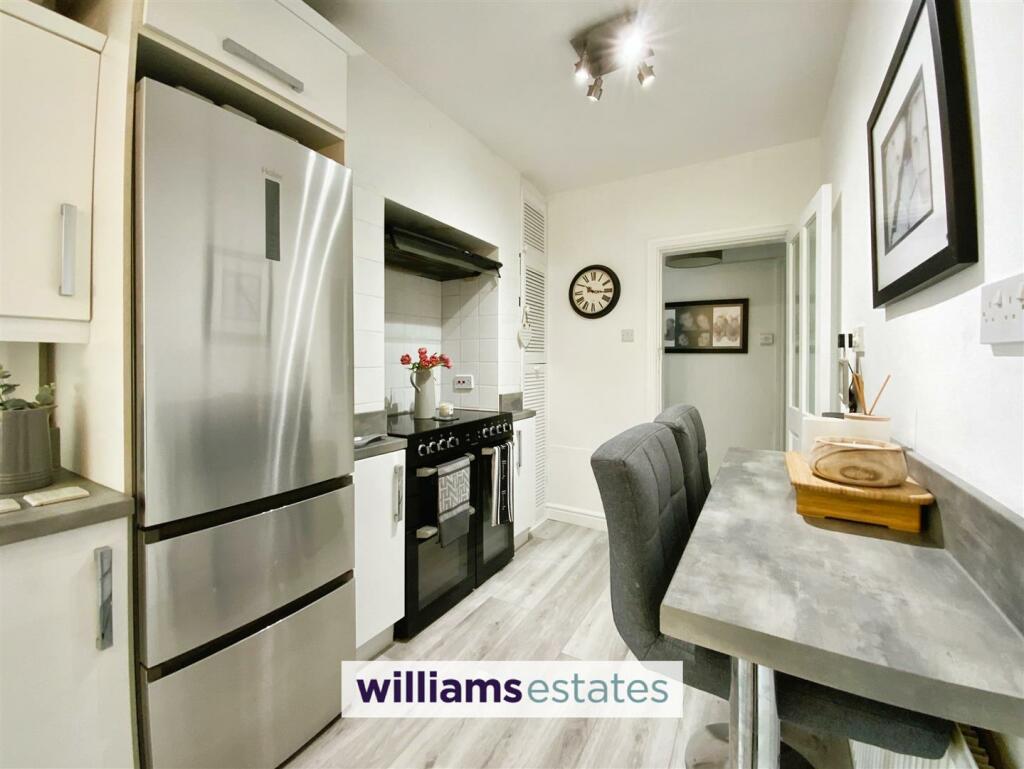 breakfast bar