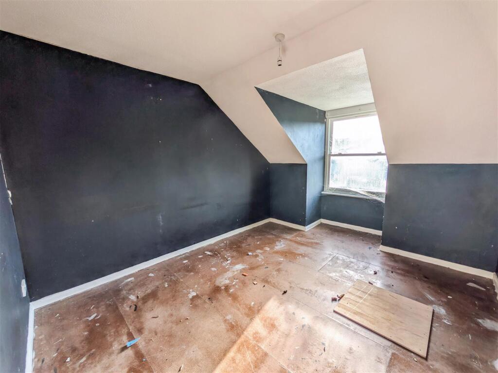 40A Adelaide Street Stonehouse, Plymouth PL1 3JF |