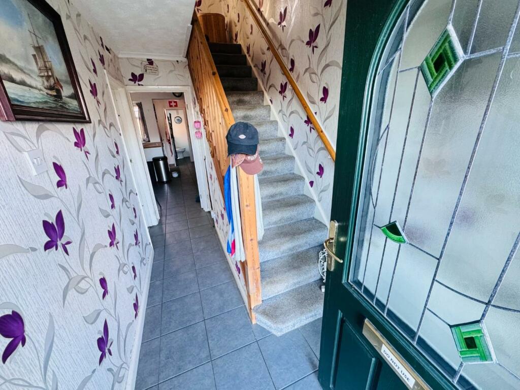 ENTRANCE HALL