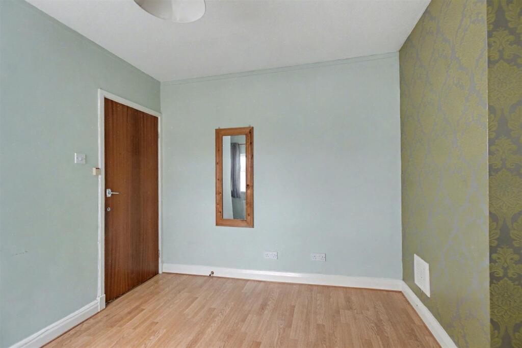 Bedroom 2_2.jpeg