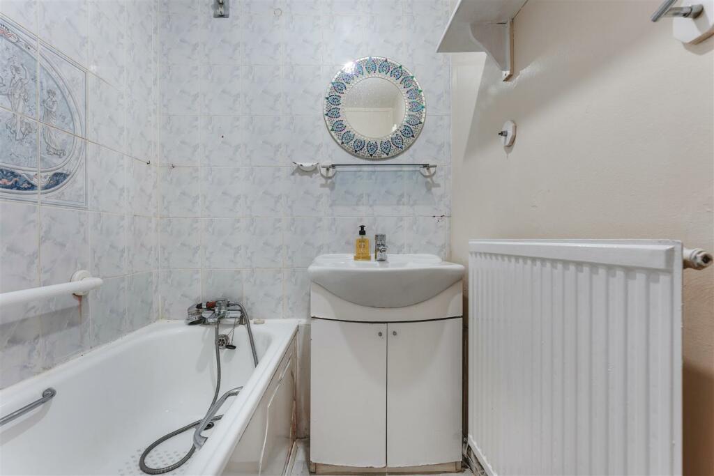 27 Tolsford Road-4.jpg