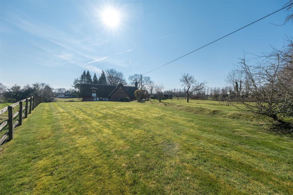 The Beeches Cottage-060.jpg