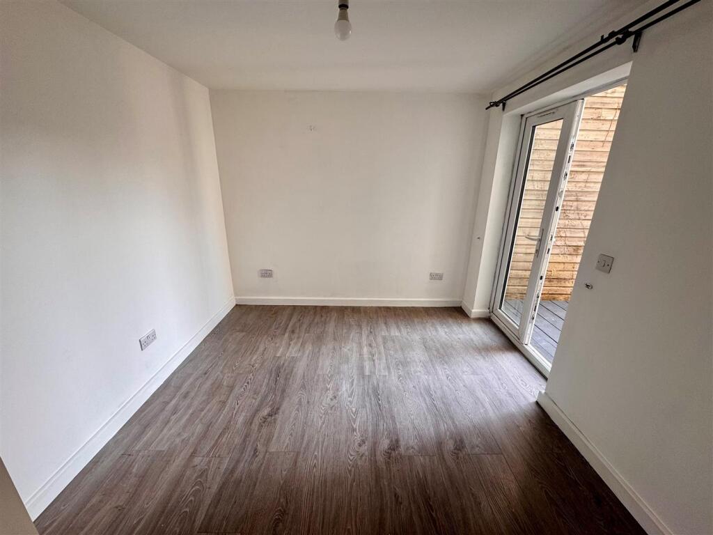 Bedroom.jpg