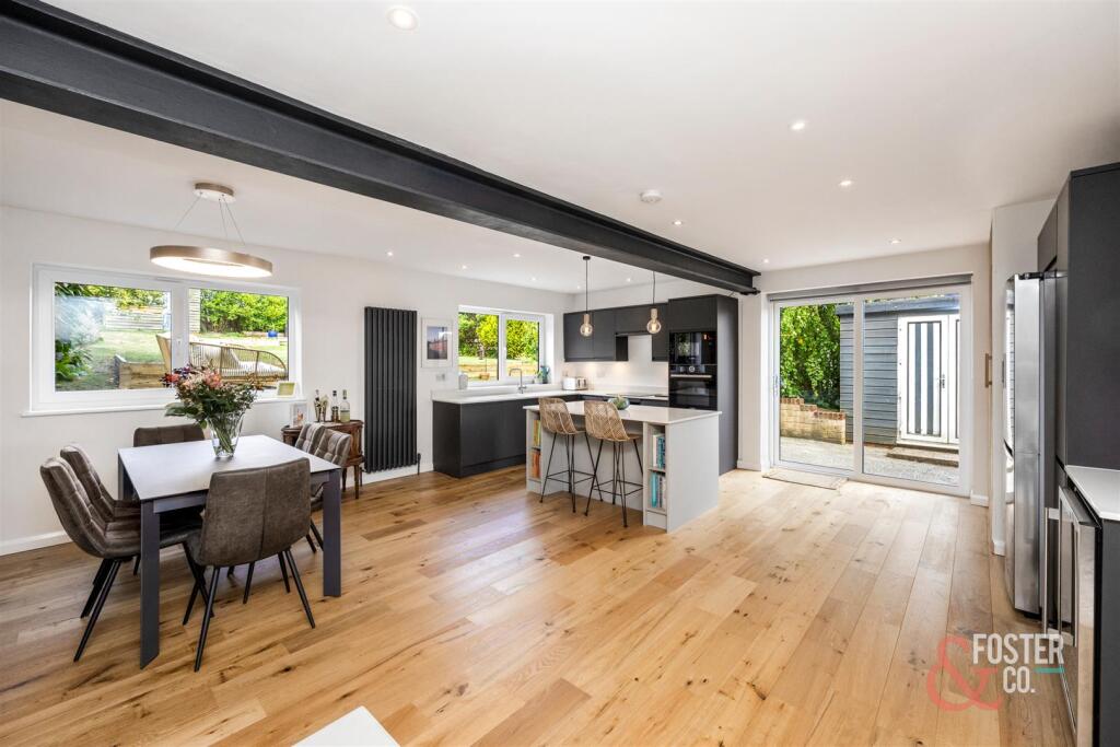 Redhill Drive, 73-016.JPG