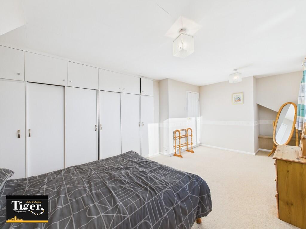 CAM03440G0-PR0449...