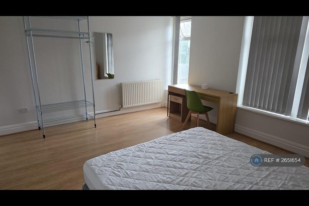 Front Large Bedroom