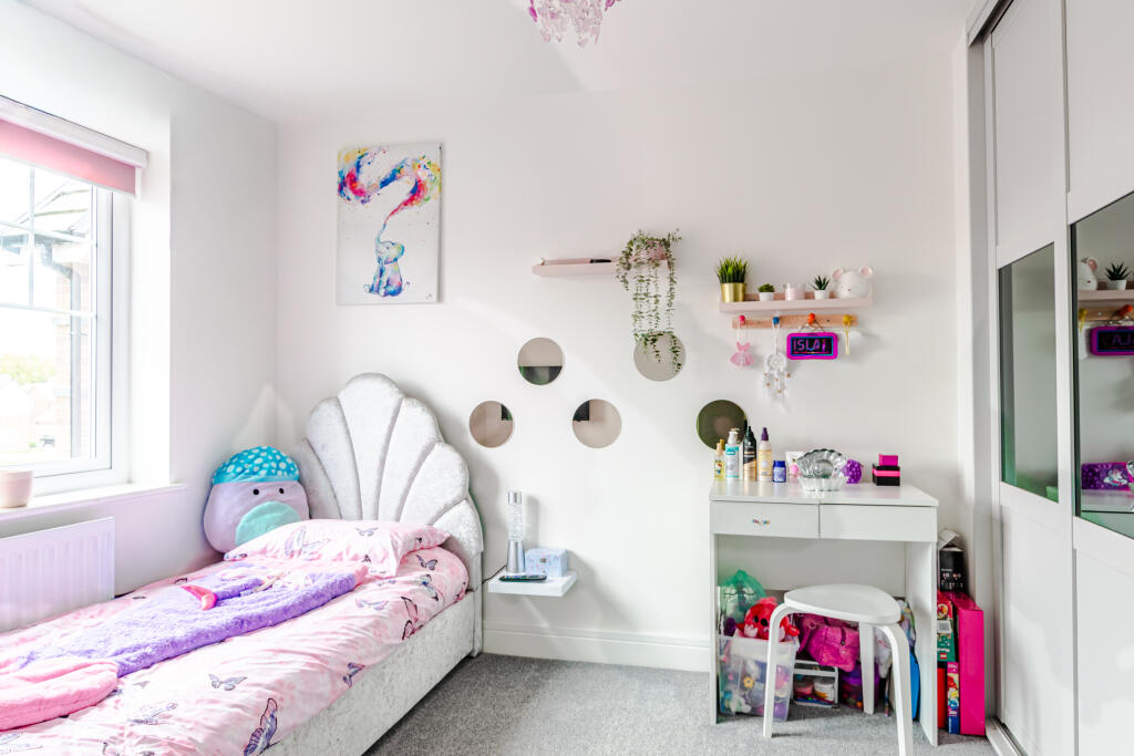 bedroom1