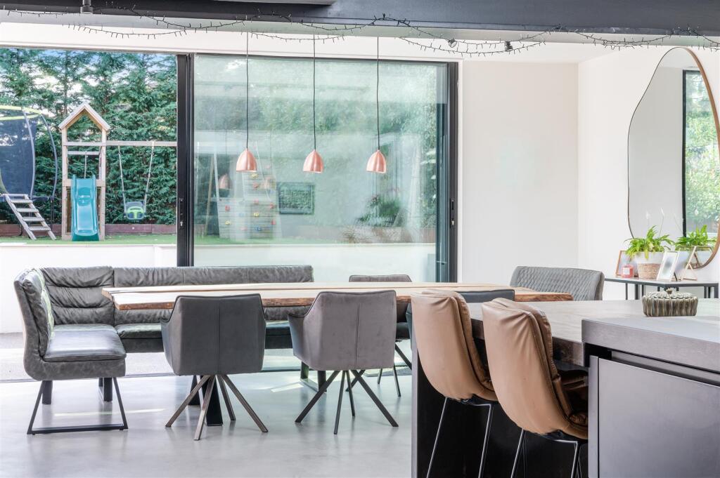 CHAPEL WAY, 102 (19).jpg