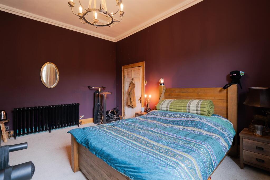 Bedroom4-3.jpg