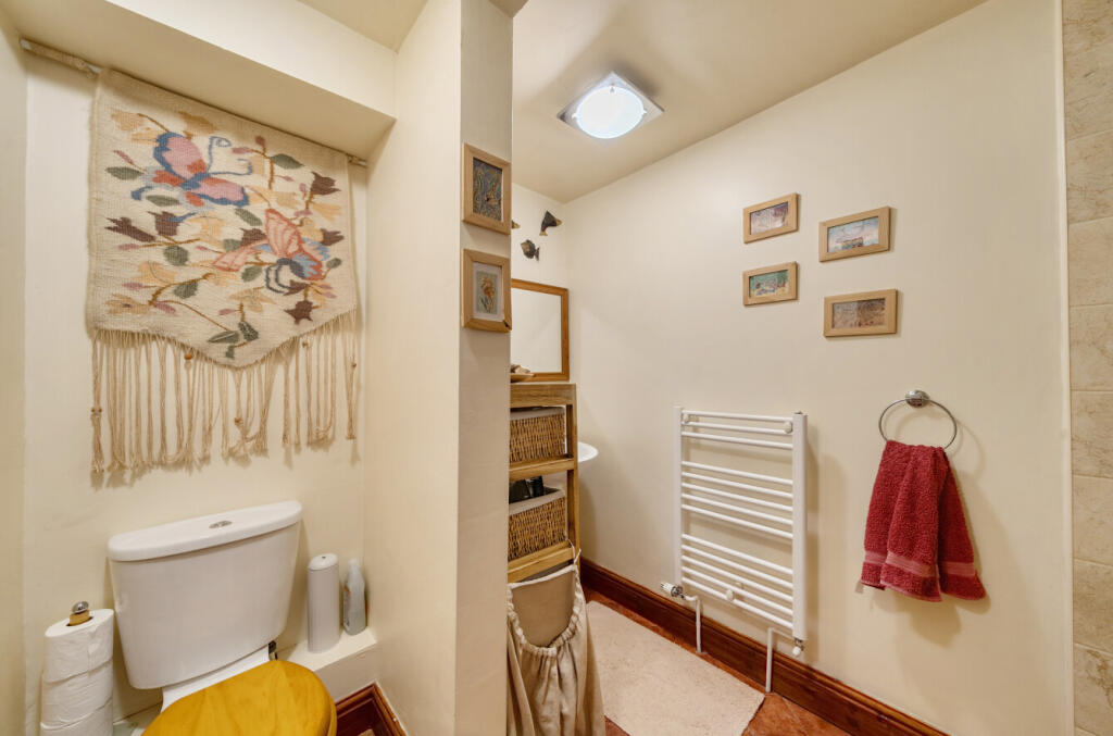 1340405-13-689f56...