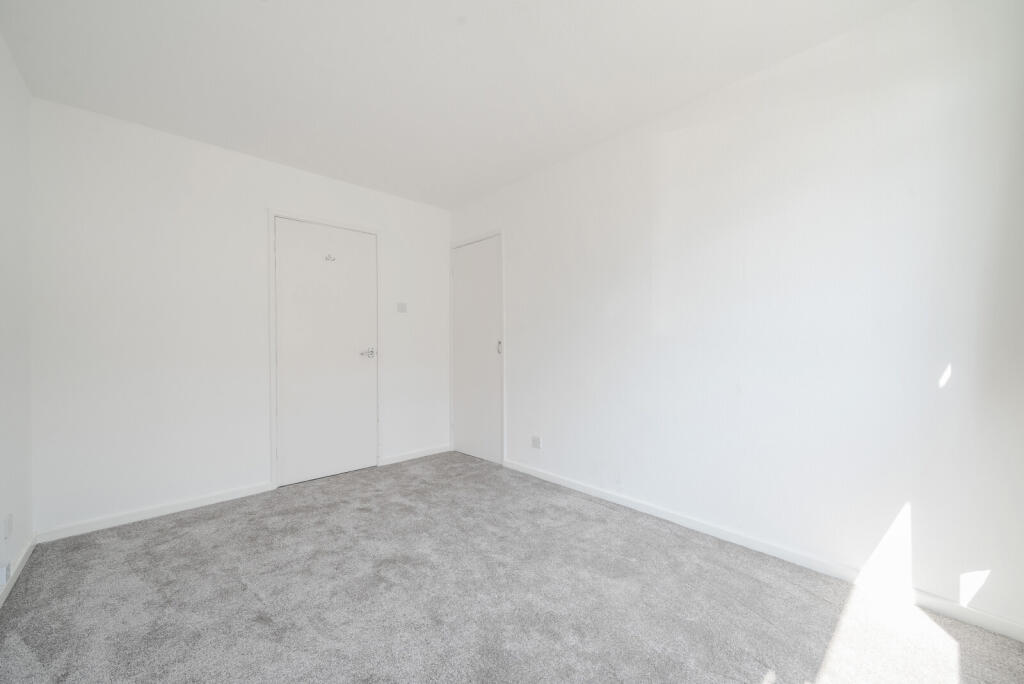 17-681df1f7b80c9-...