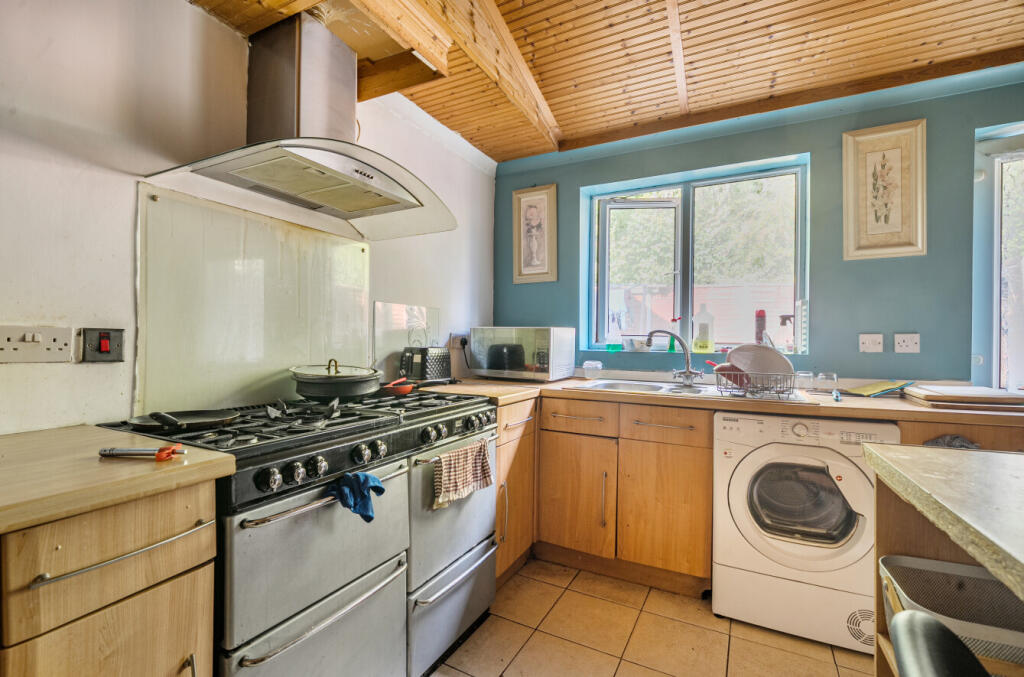 13484441768d407e0ef511