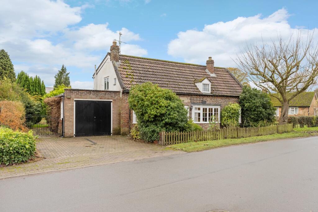 primrose cottage 009-1588