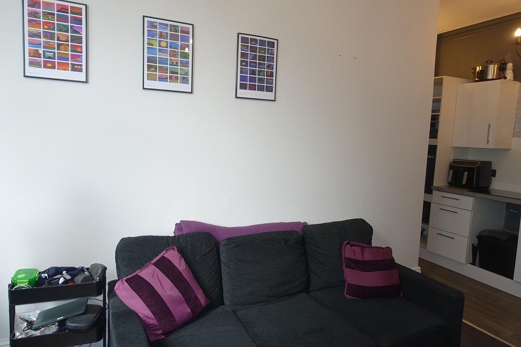 Lounge Dining Area