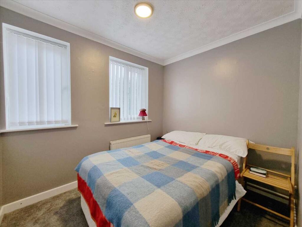 Bedroom 2: