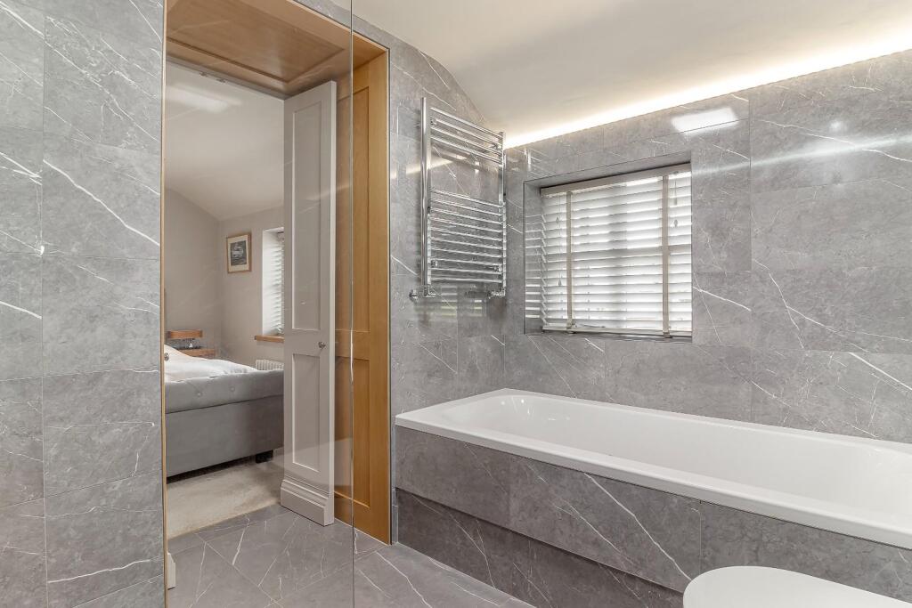 Bedroom 2 Ensuite - C.jpg