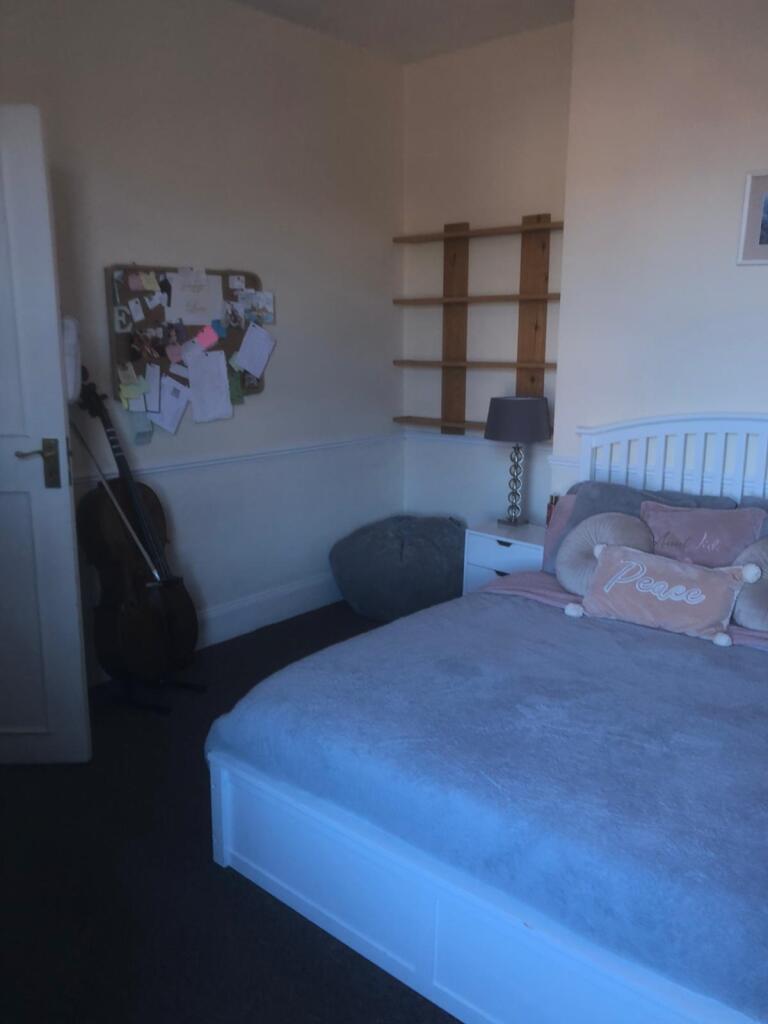 d5f3a6a6-2927-40d6-875f-3a54e49758d3