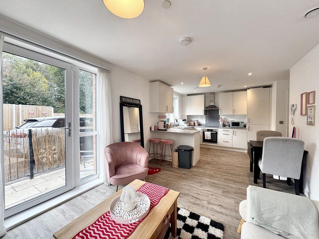 Lounge/Diner/Kitchen