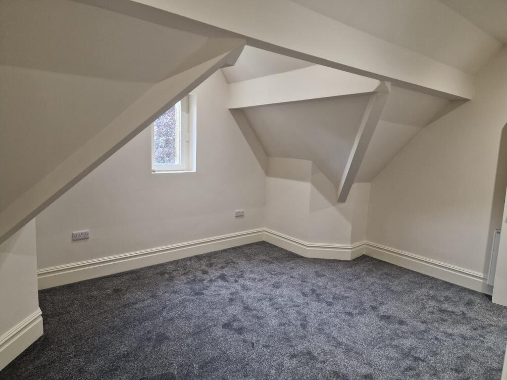 4 Ellerslie 9