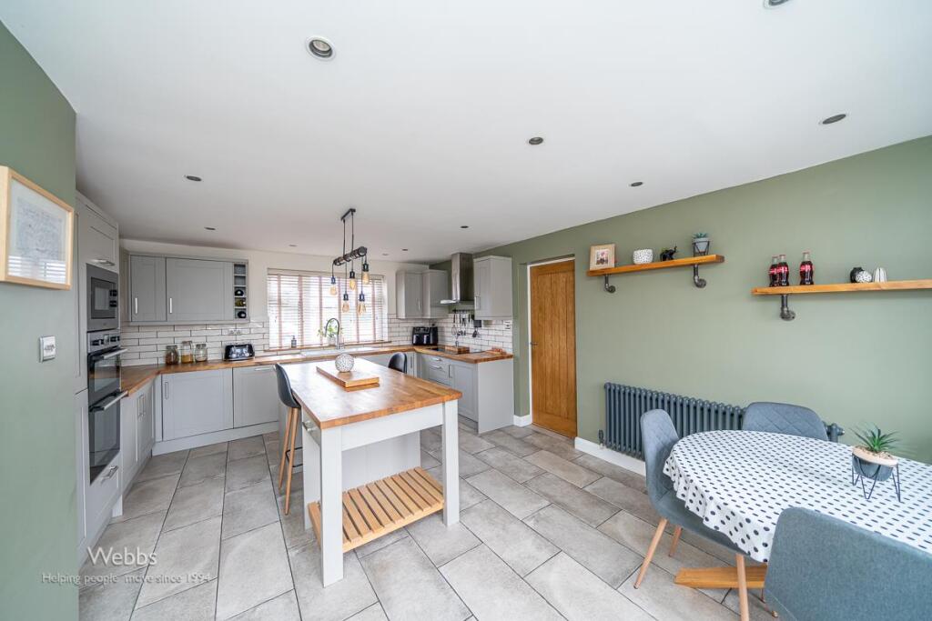 © Webbs Estate Agents © (44 of 105).jpg