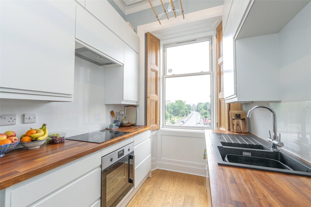 Kitchen Alt