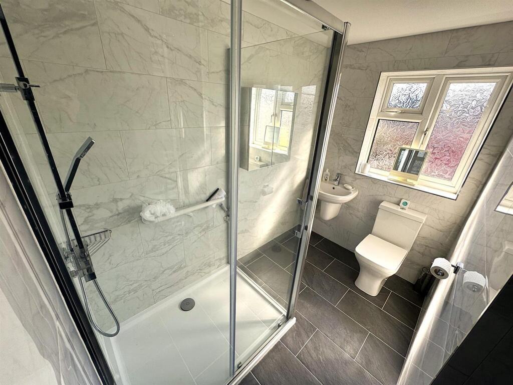 thumbnail_image1 (3).jpg