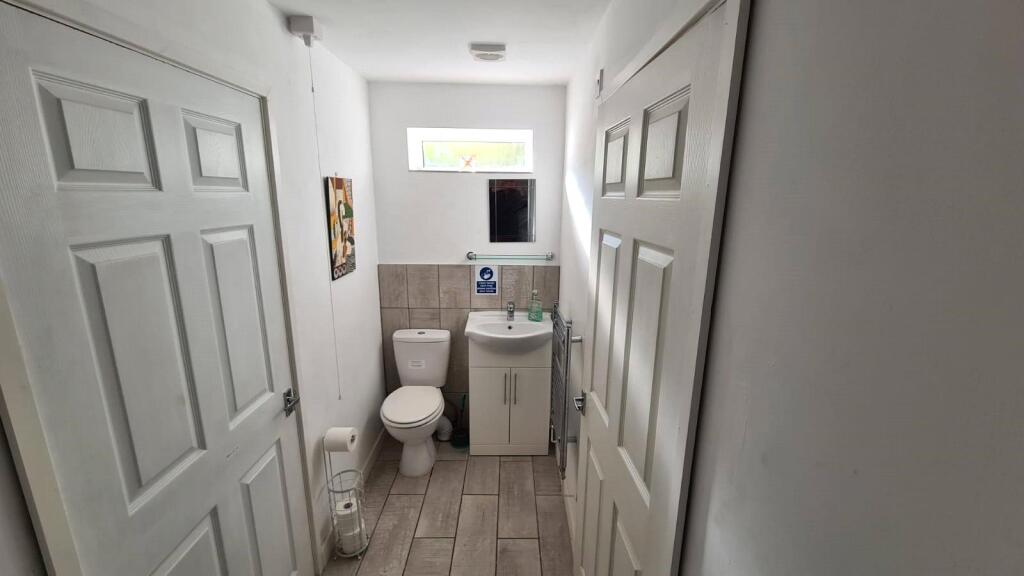 Annexe Bathroom
