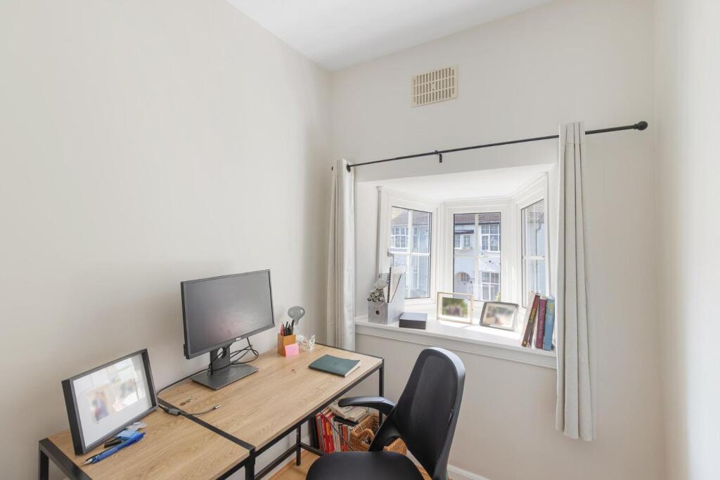 property in Edgeley Road, 
Clapham, SW4