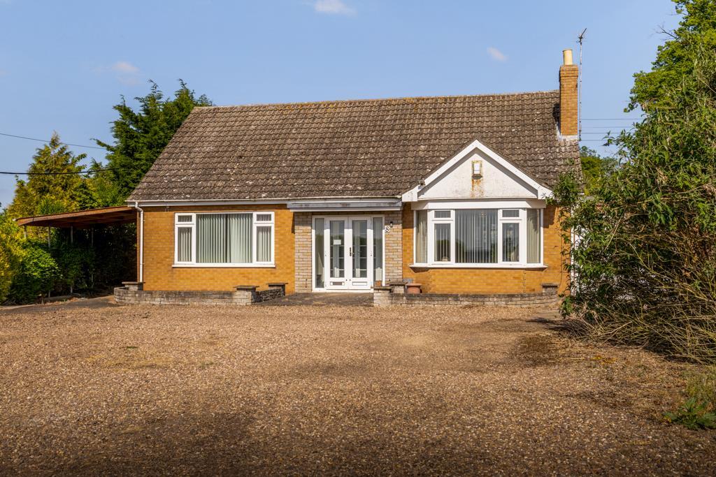 8 Leagate Road (Gipsey Bridge)-2.jpg